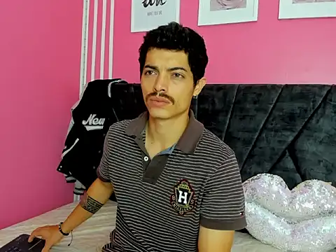Snapshot of taylor_Stele chatting on April 20, 2026, 1:47 pm taylor Stele online show from April 20, 2026, 1:47 pm