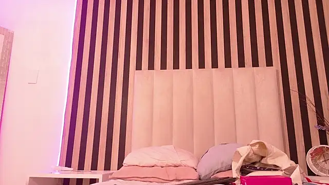 LeoTease online show from July 15, 2026, 7:08 pm