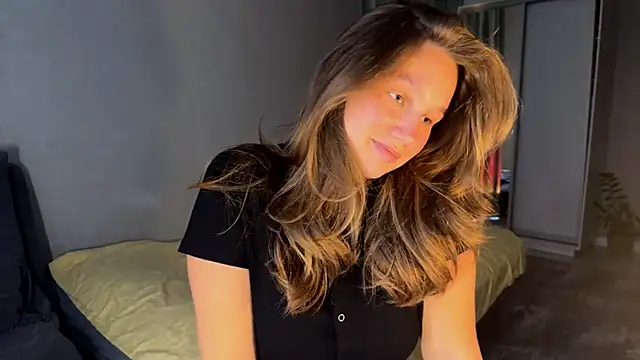 Snapshot of secretnaya_girl chatting on July 4, 2026, 8:20 am secretnaya girl online show from July 4, 2026, 8:20 am