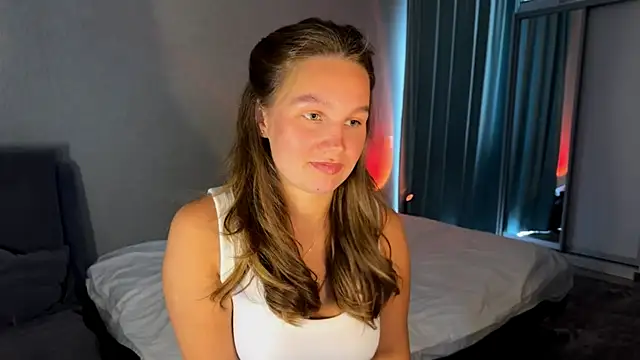 Snapshot of secretnaya_girl chatting on July 6, 2026, 7:16 am secretnaya girl online show from July 6, 2026, 7:16 am