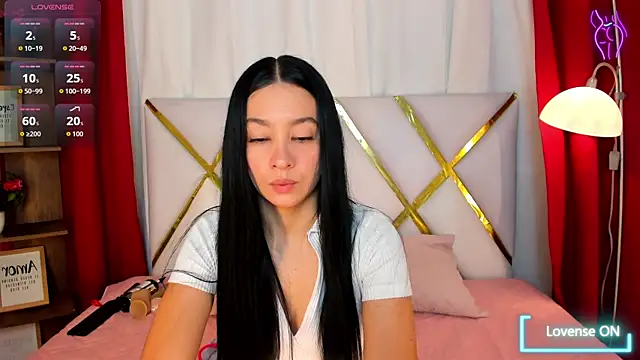Lila-pinkky online show from April 20, 2026, 11:46 am