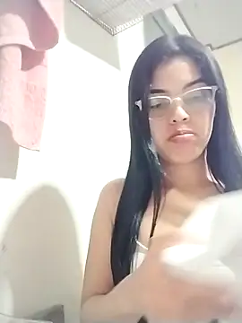 CarlaSpenser online show from June 27, 2026, 3:44 am