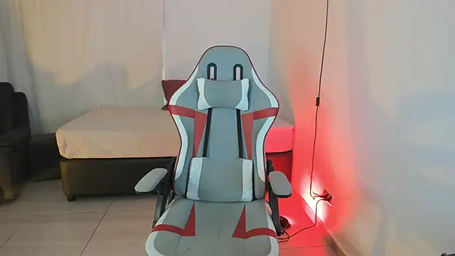 justin blake online show from April 19, 2026, 12:48 pm