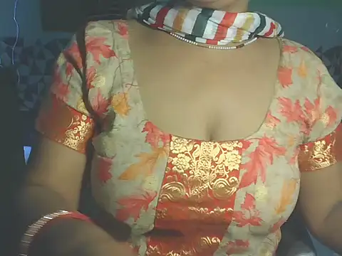 Hotty Bhabhi1 online show from May 13, 2026, 4:43 am