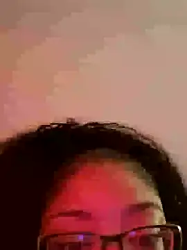 PRETTYPINKPUSSY2026 online show from April 16, 2026, 8:26 am