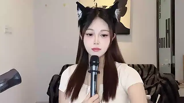 KiKi-011 online show from June 11, 2026, 4:21 am