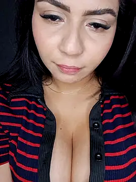 LucyWild8 online show from July 5, 2026, 11:45 pm