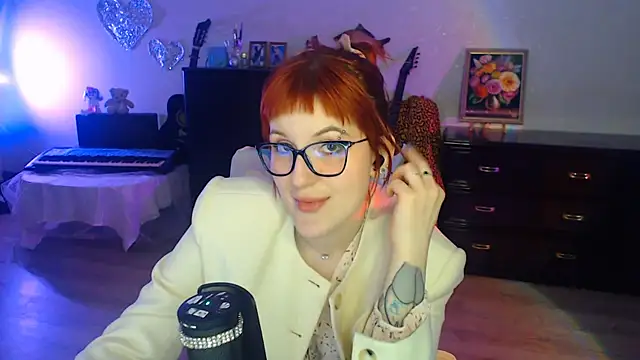 ConchitaMesser online show from May 10, 2026, 6:46 pm