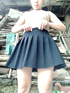 Zara-Lina online show from May 14, 2026, 10:22 am