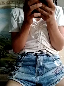 Zara-Lina online show from May 27, 2026, 4:42 am