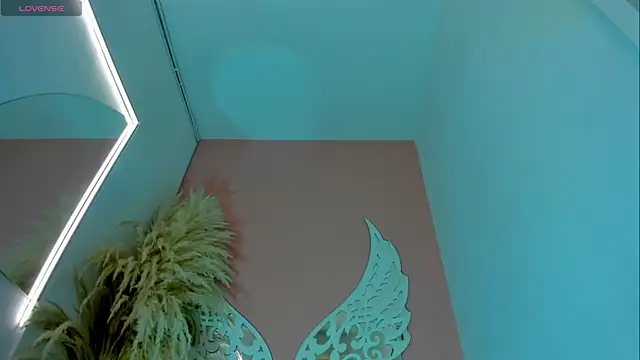 thiccylexxy  online show from April 25, 2026, 1:41 pm