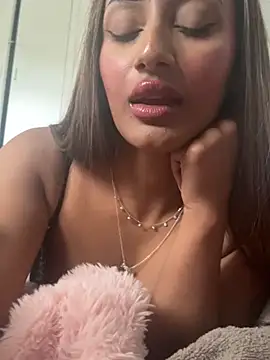 sexyasianpersuation online show from April 16, 2026, 5:14 pm