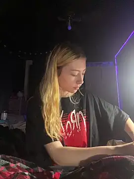 Spoilmedaddy732 online show from April 18, 2026, 8:31 pm