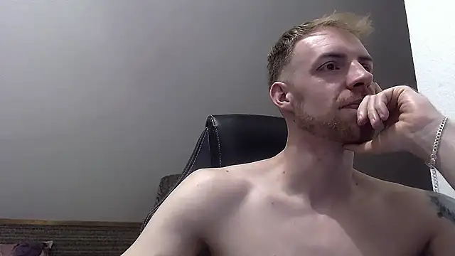 Milkyman7 online show from July 10, 2026, 8:44 pm