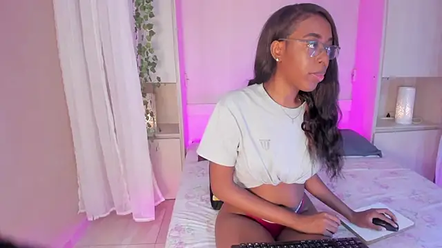 Snapshot of ZaraPrescott chatting on May 13, 2026, 8:06 pm ZaraPrescott online show from May 13, 2026, 8:06 pm
