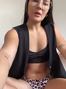 Nickydvich online show from April 20, 2026, 3:04 pm