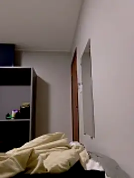 Branquinho027  online show from April 18, 2026, 3:21 am