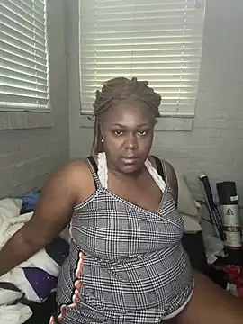 caramelick online show from April 18, 2026, 9:04 pm