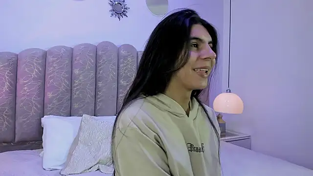 Channel sofia online show from July 18, 2026, 10:24 pm
