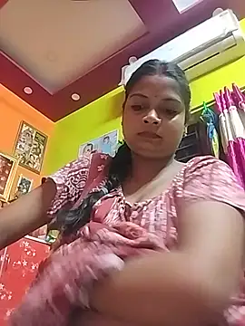 Snapshot of Simupaul001 chatting on July 17, 2026, 2:56 pm Simupaul001 online show from July 17, 2026, 2:56 pm
