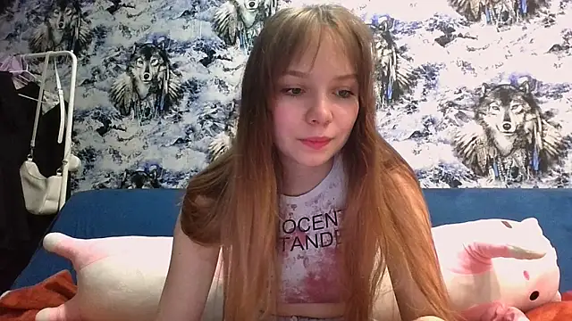 Snapshot of Princess_Mira chatting on May 26, 2026, 5:53 pm Princess Mira online show from May 26, 2026, 5:53 pm