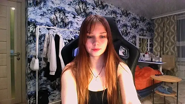 Snapshot of Princess_Mira chatting on June 22, 2026, 6:38 pm Princess Mira online show from June 22, 2026, 6:38 pm