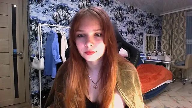 Snapshot of Princess_Mira chatting on June 24, 2026, 5:45 pm Princess Mira online show from June 24, 2026, 5:45 pm