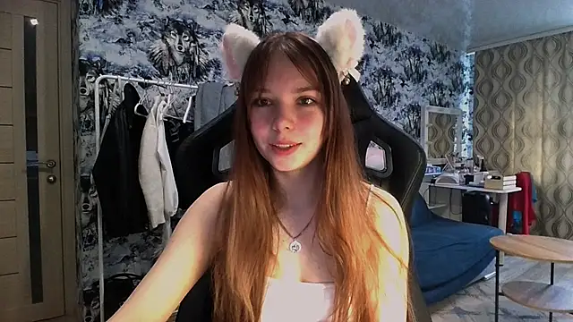 Snapshot of Princess_Mira chatting on July 19, 2026, 11:03 am Princess Mira online show from July 19, 2026, 11:03 am