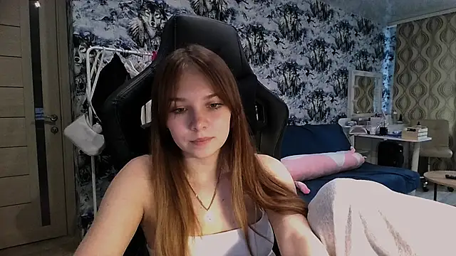 Snapshot of Princess_Mira chatting on July 28, 2026, 12:48 pm Princess Mira online show from July 28, 2026, 12:48 pm