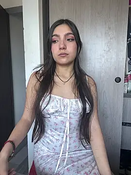 Soffy 20 online show from April 30, 2026, 5:41 pm