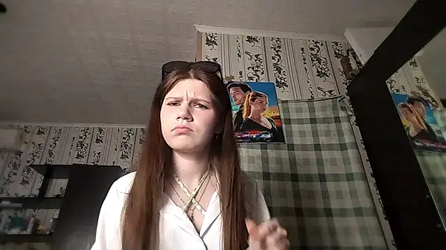 SharyLoughty online show from May 6, 2026, 3:50 pm