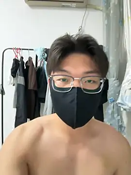 Ycen  online show from July 26, 2026, 4:03 pm