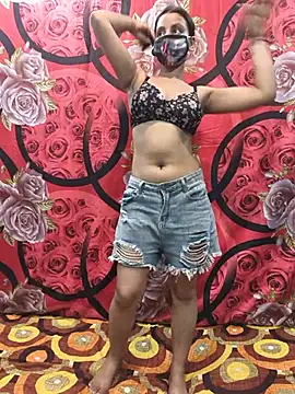 Snapshot of CuteHaseena chatting on July 26, 2026, 7:26 am CuteHaseena online show from July 26, 2026, 7:26 am