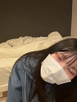 riri nyaon online show from April 29, 2026, 9:46 am