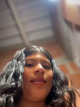 Snapshot of ElahiaMarquez chatting on May 15, 2026, 4:25 pm ElahiaMarquez online show from May 15, 2026, 4:25 pm