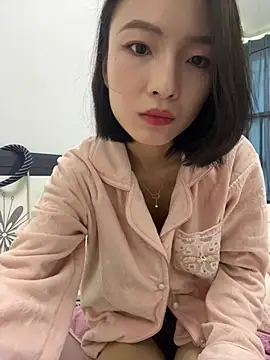 Yaobaobao online show from May 15, 2026, 5:58 am