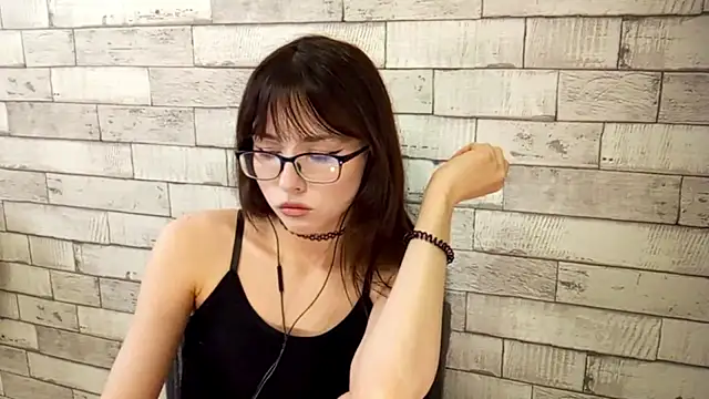 DelicaBrome online show from May 14, 2026, 11:39 am