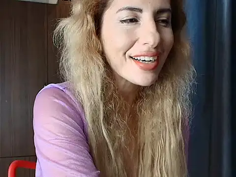  horny sexy  online show from October 24, 2025, 6:32 am