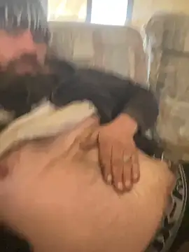 cozzy42 online show from April 19, 2026, 3:22 pm