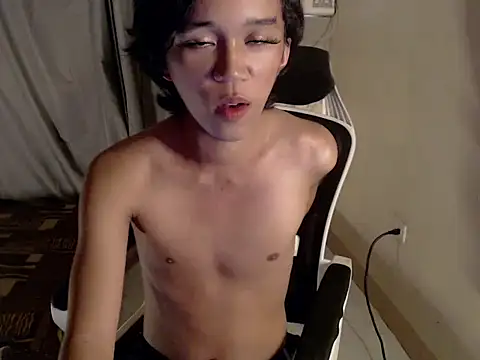 Snapshot of urnaughty_paul chatting on May 21, 2026, 3:46 am urnaughty paul online show from May 21, 2026, 3:46 am