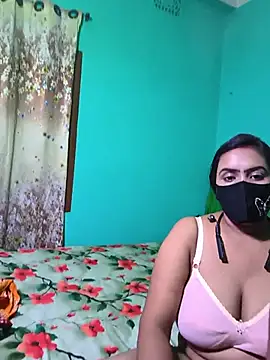 Hot Cupole online show from June 24, 2026, 7:40 am