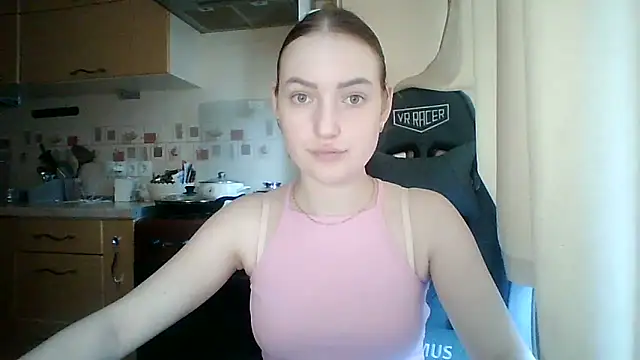 Lisanta online show from May 27, 2026, 1:19 pm
