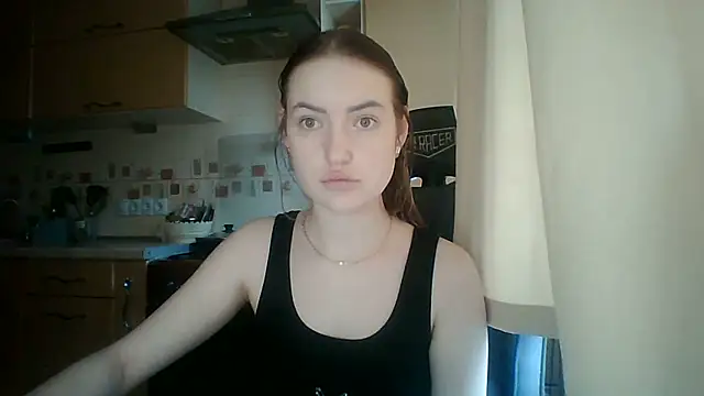 Lisanta online show from June 2, 2026, 10:39 am