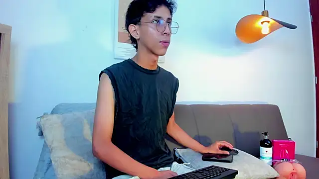 Snapshot of dax_blaze chatting on May 28, 2026, 1:30 pm dax blaze online show from May 28, 2026, 1:30 pm