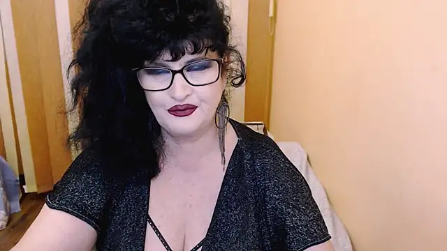 QuuenOfSin online show from December 7, 2024, 6:37 pm