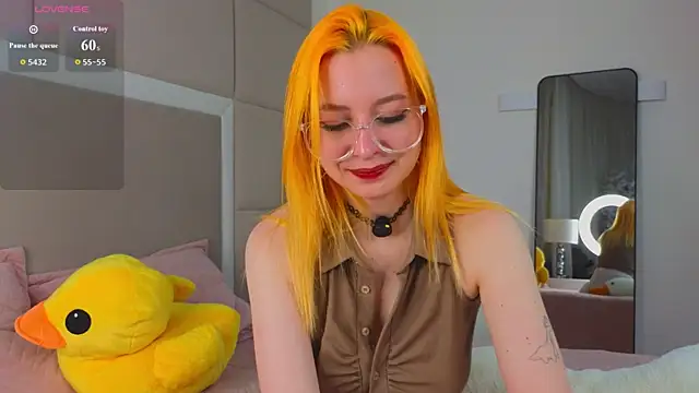 Snapshot of TwinkleFox chatting on May 30, 2026, 9:50 am TwinkleFox online show from May 30, 2026, 9:50 am