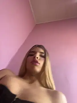 Valery2 salazar online show from May 29, 2026, 6:44 am
