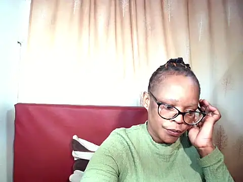 Snapshot of Ebony_Bloom69 chatting on July 8, 2026, 4:39 am Ebony Bloom69 online show from July 8, 2026, 4:39 am
