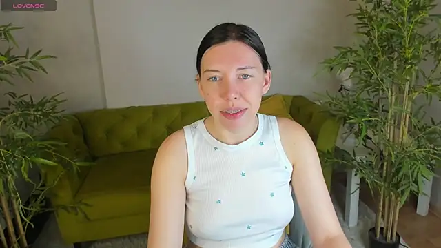 Snapshot of Sandra_Ross chatting on July 11, 2026, 12:35 am Sandra Ross online show from July 11, 2026, 12:35 am