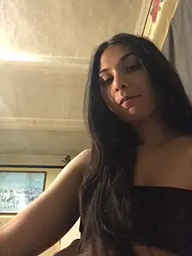 amira1348 online show from May 27, 2026, 6:49 pm